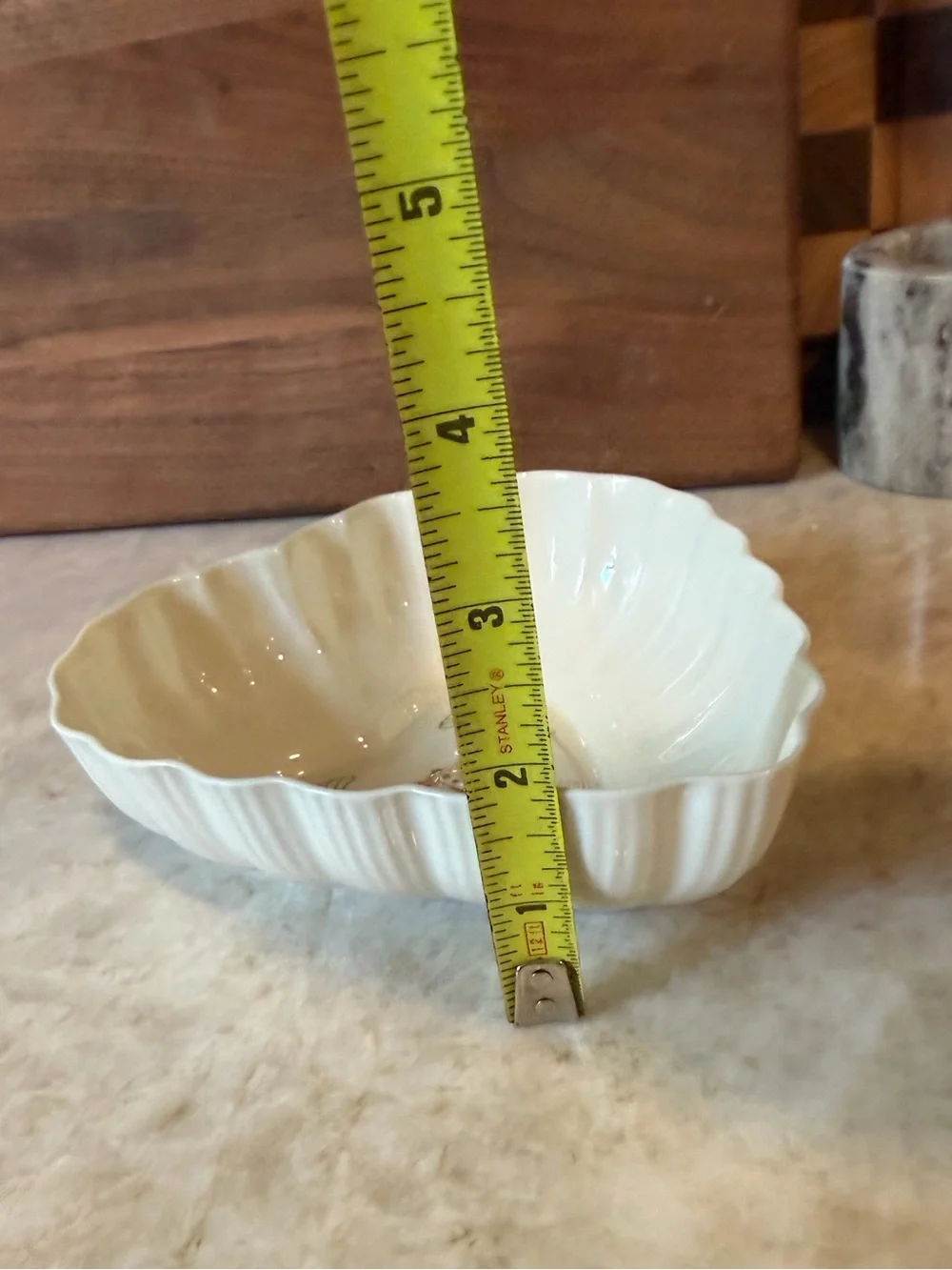 Belleek Pottery Claddagh Collection heart shaped porcelain dish